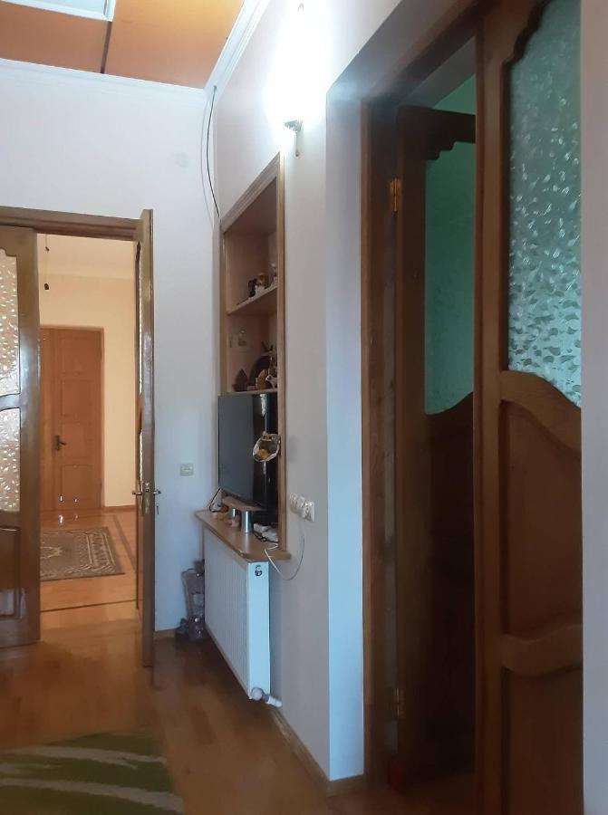 Colchis Ca777 Apartment คูทายสิ ภายนอก รูปภาพ